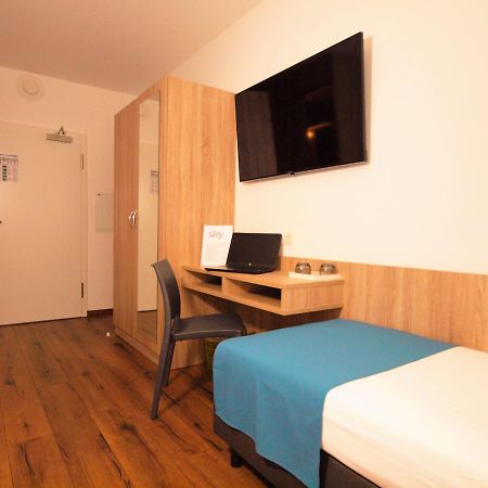 Hotel Traumfabrik Büttelborn エクステリア 写真